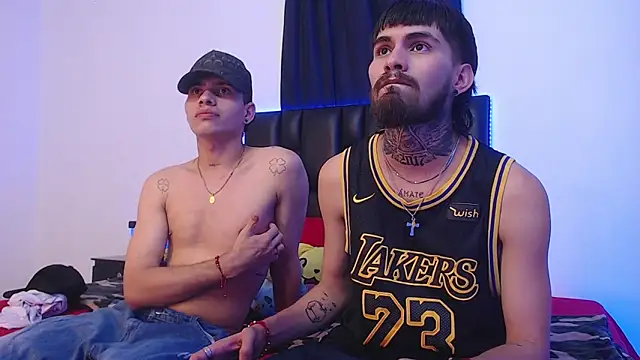 Snapshot of Brutal_Sex_Fucking chatting on 03/16/25, 01:38 Brutal Sex Fucking online show from 03/16/25, 01:38