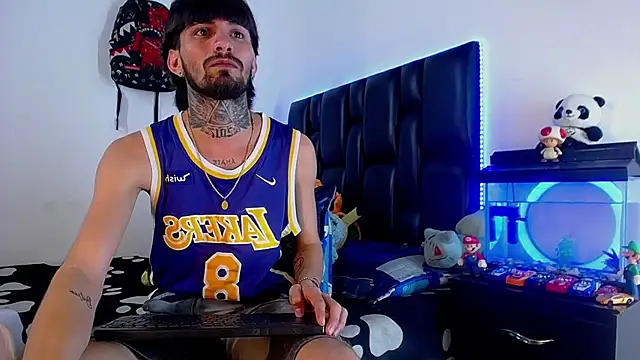Snapshot of Brutal_Sex_Fucking chatting on 07/18/26, 12:41 Brutal Sex Fucking online show from 07/18/26, 12:41