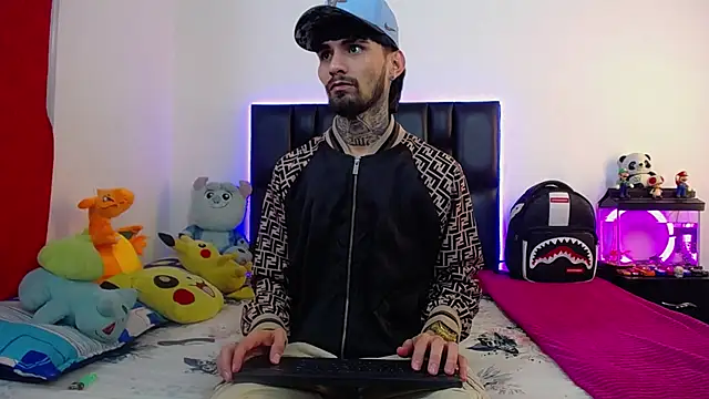 Snapshot of Brutal_Sex_Fucking chatting on 06/27/26, 04:29 Brutal Sex Fucking online show from 06/27/26, 04:29
