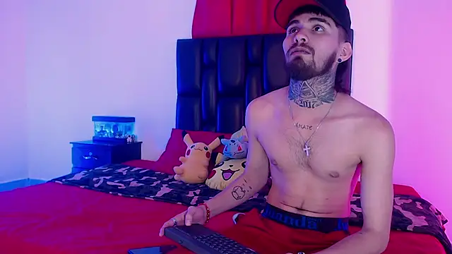 Snapshot of Brutal_Sex_Fucking chatting on 02/17/25, 09:21 Brutal Sex Fucking online show from 02/17/25, 09:21