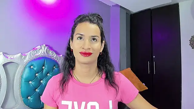 Snapshot of jennifer_ts chatting on 12/29/24, 05:44 jennifer ts online show from 12/29/24, 05:44