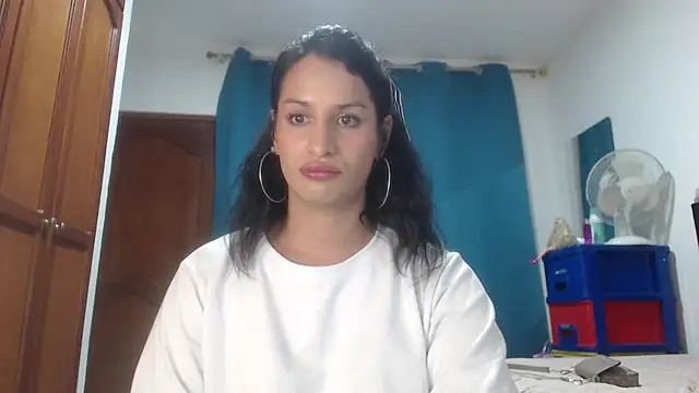 Snapshot of jennifer_ts chatting on 03/12/25, 10:39 jennifer ts online show from 03/12/25, 10:39