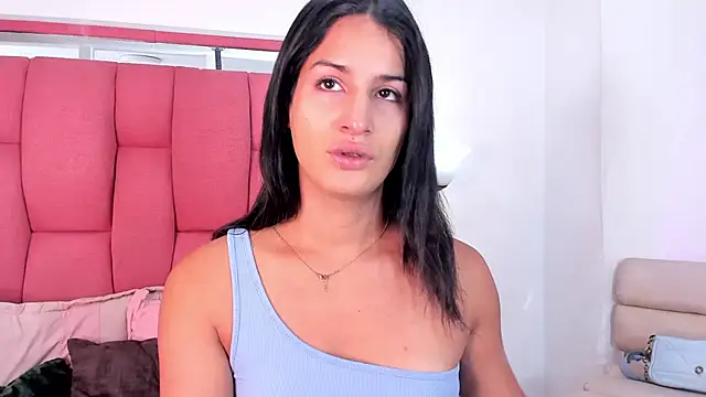 Snapshot of jennifer_ts chatting on 02/06/25, 02:26 jennifer ts online show from 02/06/25, 02:26