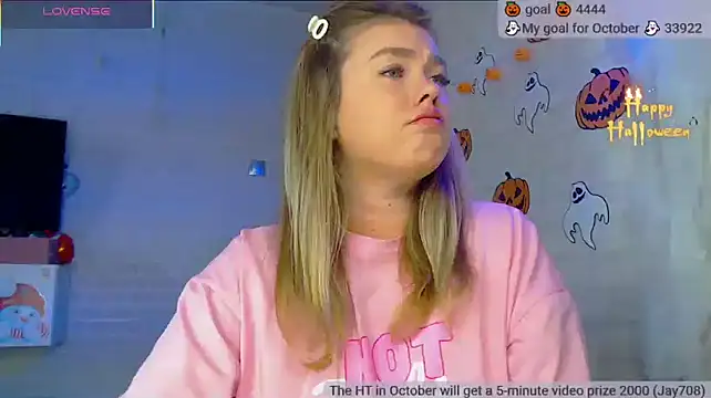 SuchCute online show from 10/25/25, 02:33