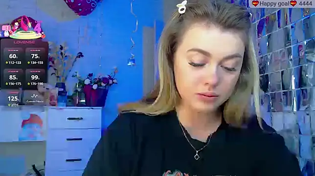 SuchCute online show from 09/21/25, 03:11