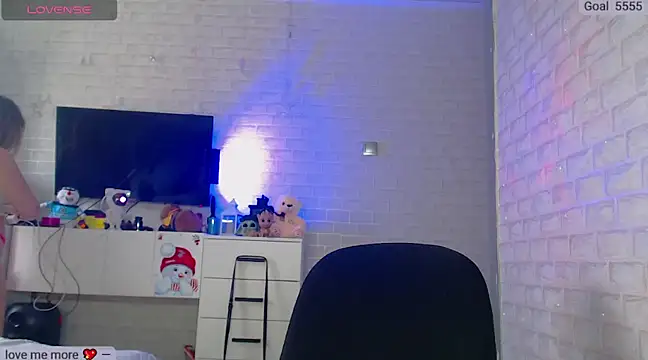 SuchCute online show from 03/23/25, 02:04