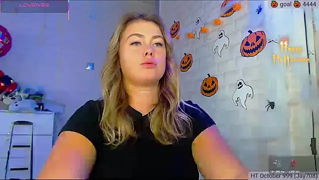 SuchCute online show from 10/20/25, 02:46