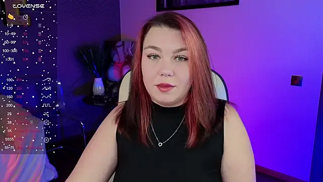 Snapshot of Lilumytrend chatting on 10/09/25, 12:06 Lilumytrend online show from 10/09/25, 12:06