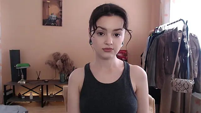 CuteRuby99 online show from 05/27/26, 08:11