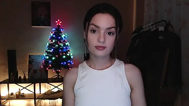 Snapshot of CuteRuby99 chatting on 01/13/25, 02:00 CuteRuby99 online show from 01/13/25, 02:00