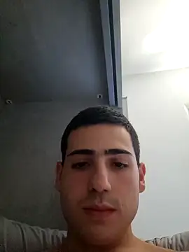 Snapshot of Nicolas3091 chatting on 06/14/26, 12:28 Nicolas3091 online show from 06/14/26, 12:28
