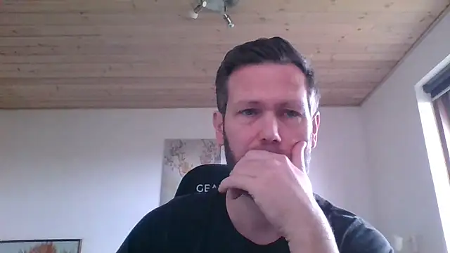 Snapshot of Gotta1 chatting on 01/19/25, 11:34 Gotta1 online show from 01/19/25, 11:34
