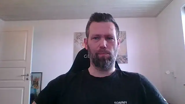 Snapshot of Gotta1 chatting on 02/06/26, 12:45 Gotta1 online show from 02/06/26, 12:45