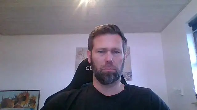 Snapshot of Gotta1 chatting on 10/29/25, 02:16 Gotta1 online show from 10/29/25, 02:16