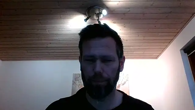 Snapshot of Gotta1 chatting on 12/30/24, 03:02 Gotta1 online show from 12/30/24, 03:02