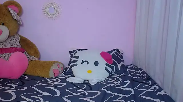 Snapshot of Saloo_uwu chatting on 03/14/25, 06:39 Saloo uwu online show from 03/14/25, 06:39