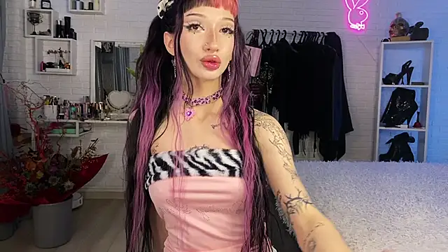 Marcellean online show from 03/07/26, 01:34