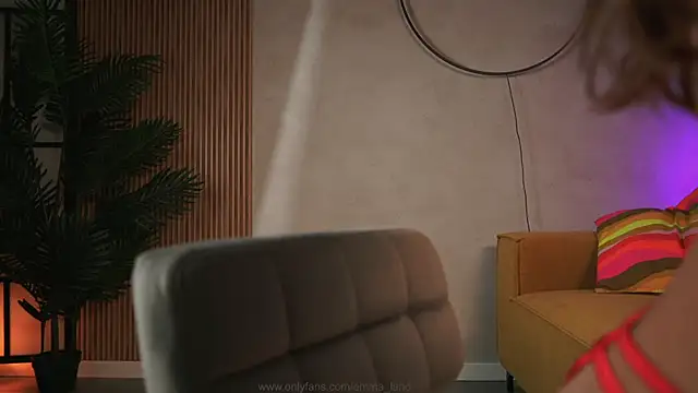 emma land online show from 12/05/25, 09:19