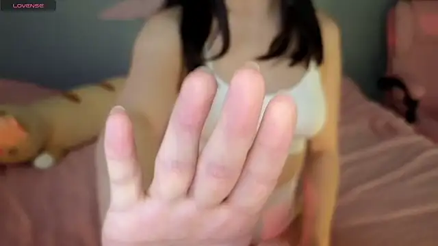 Snapshot of malady_ chatting on 01/12/26, 04:47 malady online show from 01/12/26, 04:47