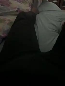 Snapshot of young1fucker chatting on 10/21/25, 02:38 young1fucker online show from 10/21/25, 02:38