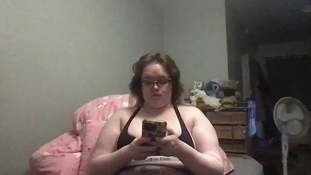 honeyyy24 online show from 10/11/25, 10:55