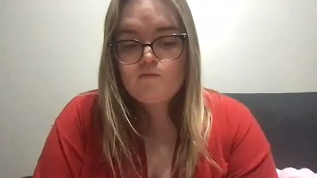 honeyyy24 online show from 03/30/26, 09:49