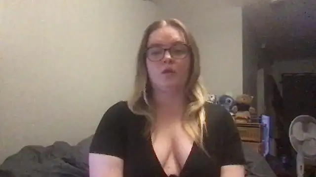 honeyyy24 online show from 10/07/25, 06:31