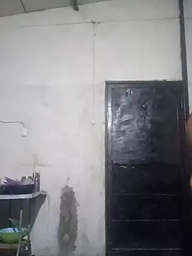 Snapshot of travieso2893 chatting on 07/01/26, 02:45 travieso2893 online show from 07/01/26, 02:45