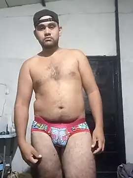 travieso2893 online show from 04/16/26, 03:29