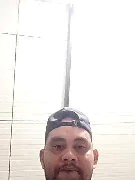 travieso2893 online show from 10/29/25, 01:59