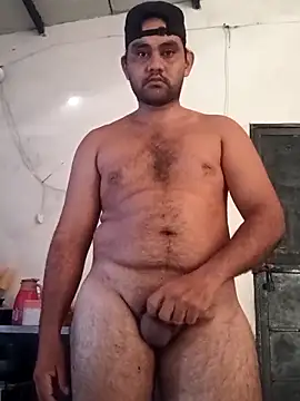 travieso2893 online show from 12/01/25, 12:06