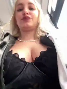 Milkyy wway online show from 03/03/25, 10:49