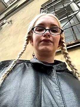 Milkyy wway online show from 10/02/25, 07:34