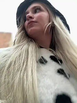 Milkyy wway online show from 03/02/25, 07:54