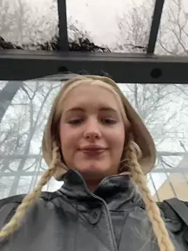 Milkyy wway online show from 11/17/25, 07:23