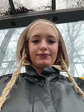 Milkyy wway online show from 11/18/25, 06:39