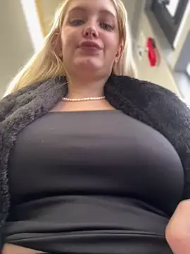 Milkyy wway online show from 03/02/25, 10:58