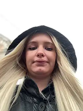 Milkyy wway online show from 03/21/25, 08:39