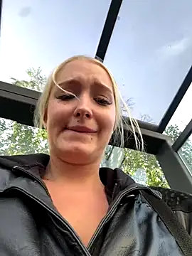 Milkyy wway online show from 09/27/25, 07:03