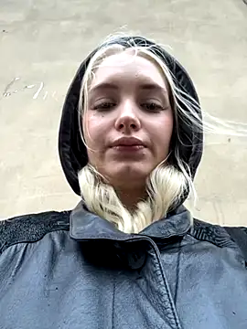 Milkyy wway online show from 10/11/25, 06:14