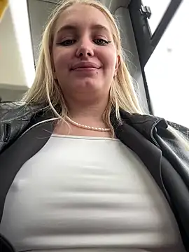 Milkyy wway online show from 03/20/25, 11:27