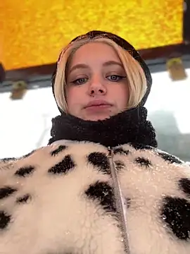 Milkyy wway online show from 03/16/25, 07:37