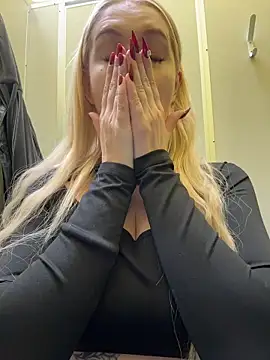 Milkyy wway online show from 12/23/25, 07:29