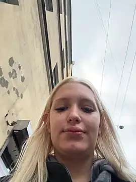 Milkyy wway online show from 10/26/25, 07:42