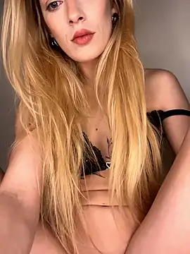 Lolitaxlola online show from 01/14/26, 11:08