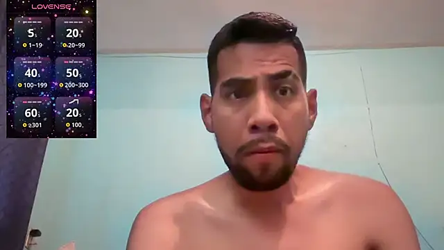 Snapshot of EnriquePersian197 chatting on 10/30/25, 05:43 EnriquePersian197 online show from 10/30/25, 05:43