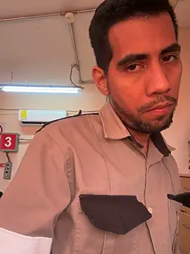 EnriquePersian197 online show from 02/02/26, 07:57