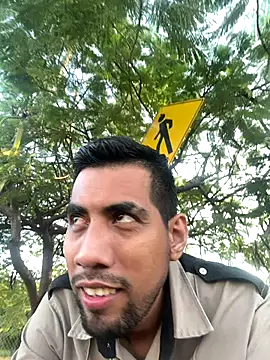 EnriquePersian197 online show from 12/01/25, 11:27