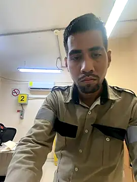 EnriquePersian197 online show from 11/12/25, 12:20