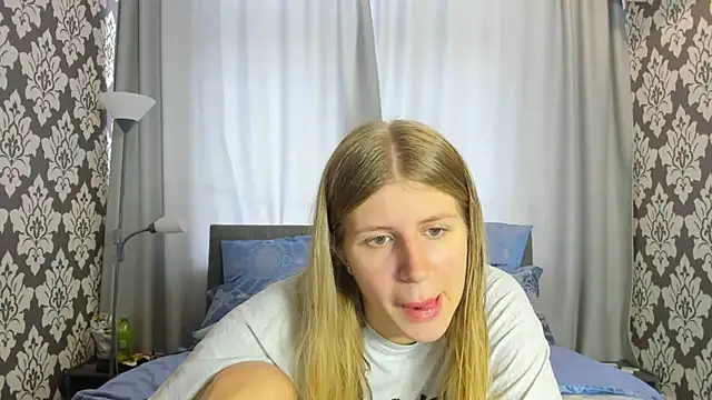 Snapshot of kirraa_ chatting on 09/16/25, 09:54 kirraa online show from 09/16/25, 09:54